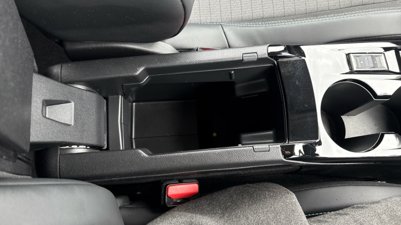 Peugeot 2008 1.2 PureTech 130 Allure 5dr EAT8 Petrol Estate